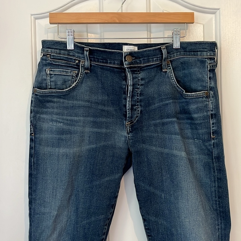 Citizens Of Humanity Straight Leg Jeans in Dark Blue Wash - Picture 5 of 14